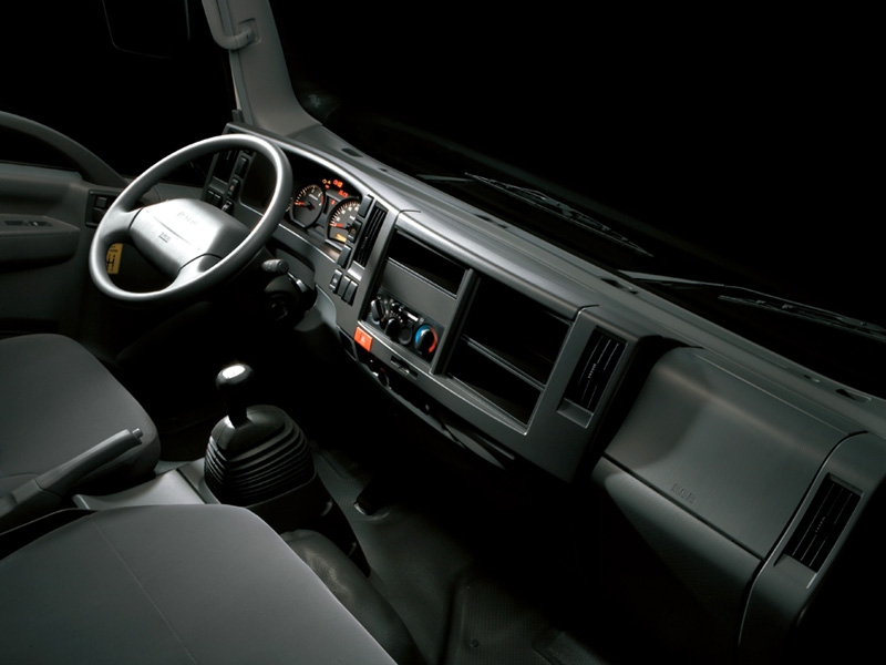 Фото автомобиля ISUZU N-серия шасси