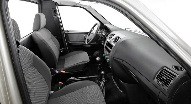 Фото автомобиля УАЗ Cargo бортовой